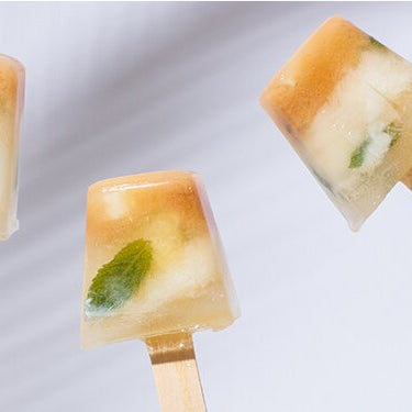 Zitronen Buttermilch Eis am Stiel