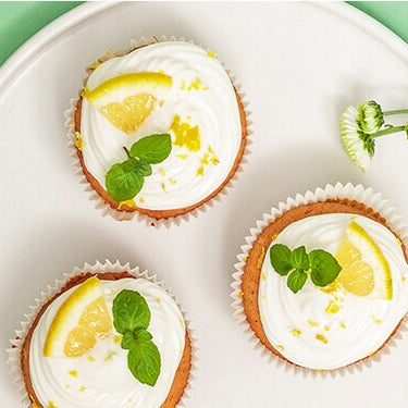 Zitronen Cupcakes mit Topping