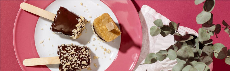 Bananen Cake Pops auf dem Teller