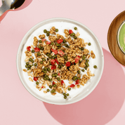 Strawberry Matcha Latte Müsli