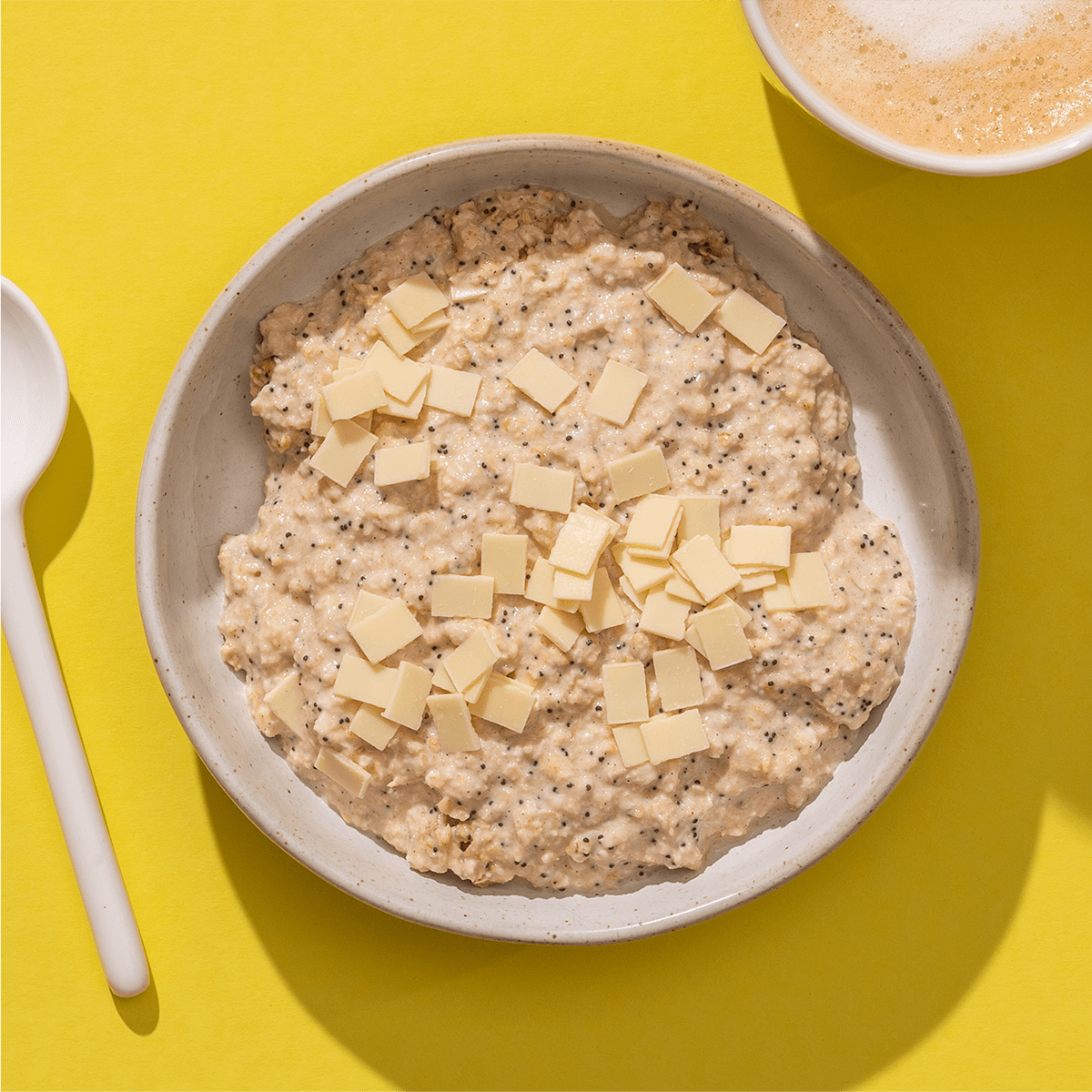 mymuesli Bio Vanilla Poppyseed Porridge in Schale