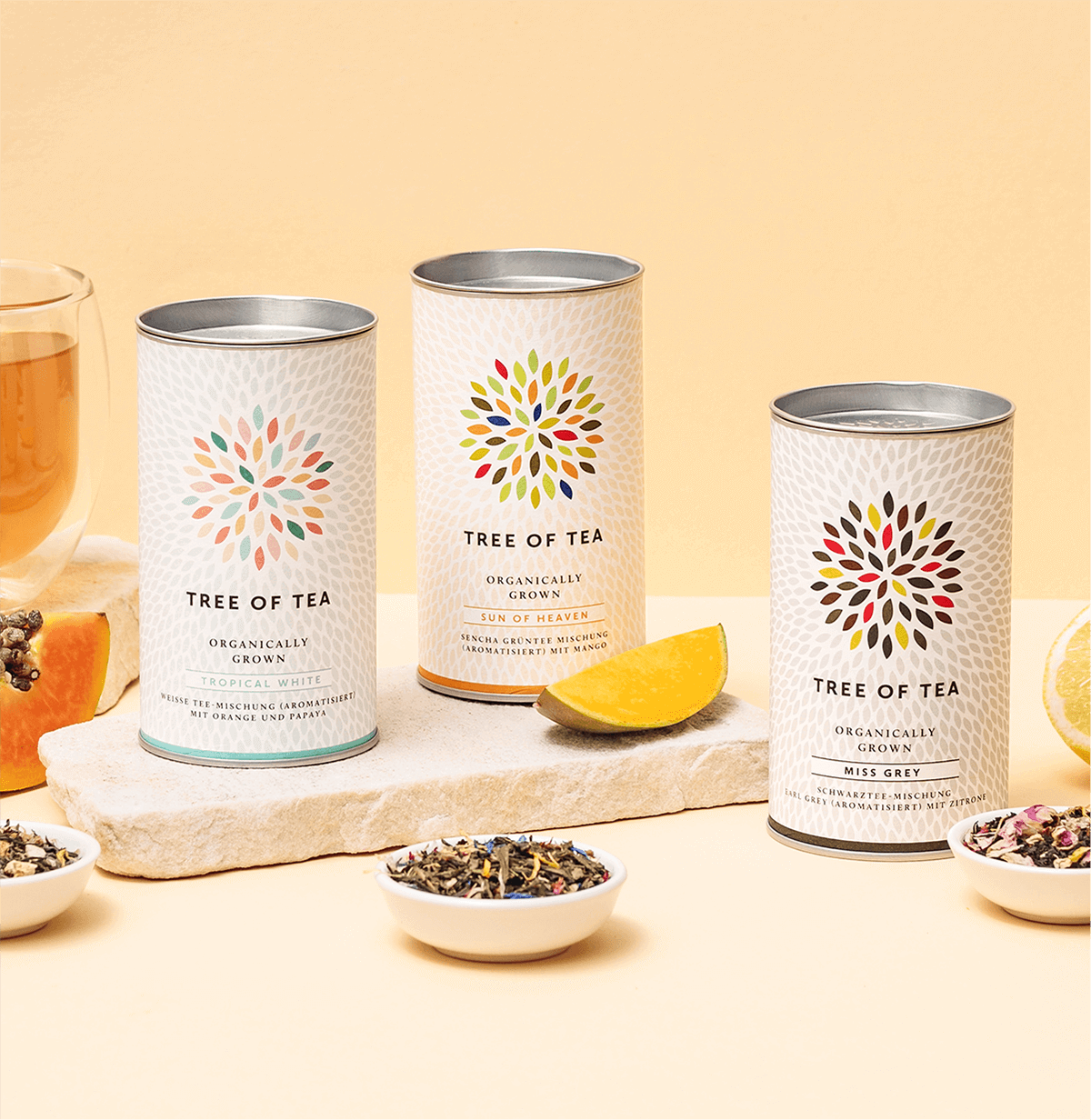 Tree of Tea Breakfast Tea Set mit Tropical White, Sun of Heaven und Miss Grey Tees