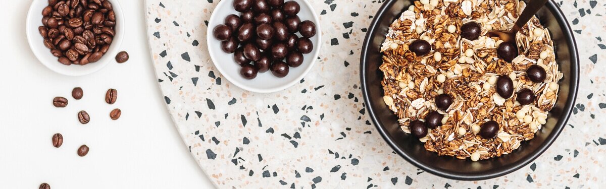 Bio-Granola mit Espressobohnen, ohne Palmöl.