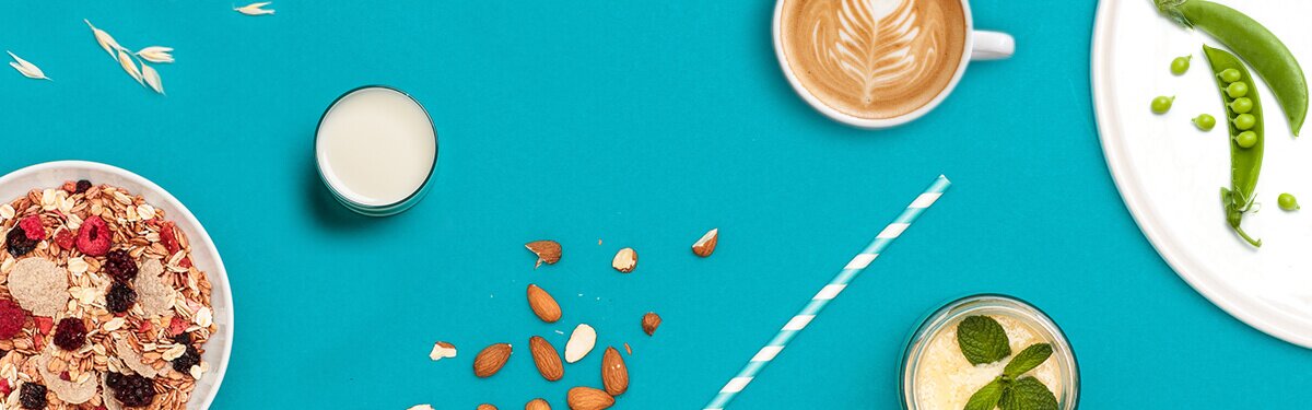 Die veganen Milchalternativen von mymuesli im Probierpaket.