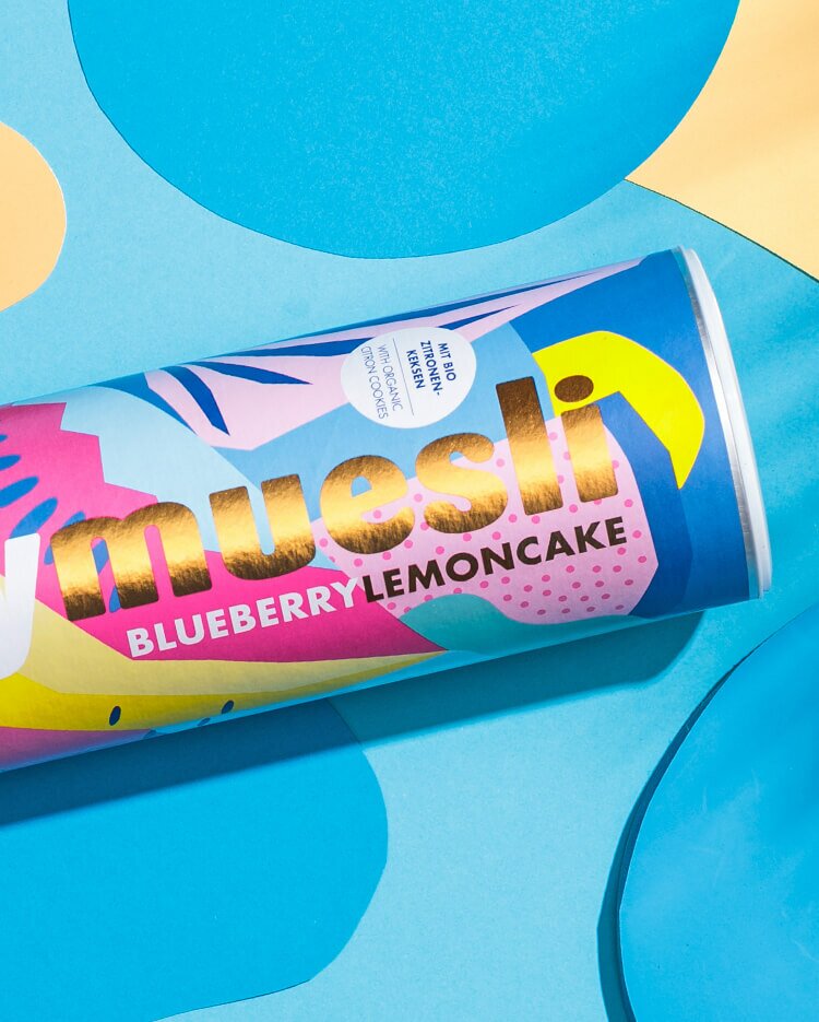 article4b-muesli-blueberry-lemoncake.jpg